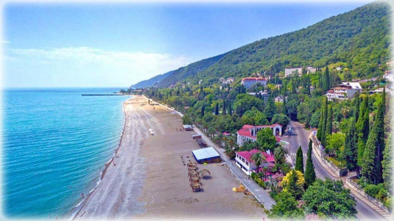 Calipso Sea Hotel Gagra Exteriör bild