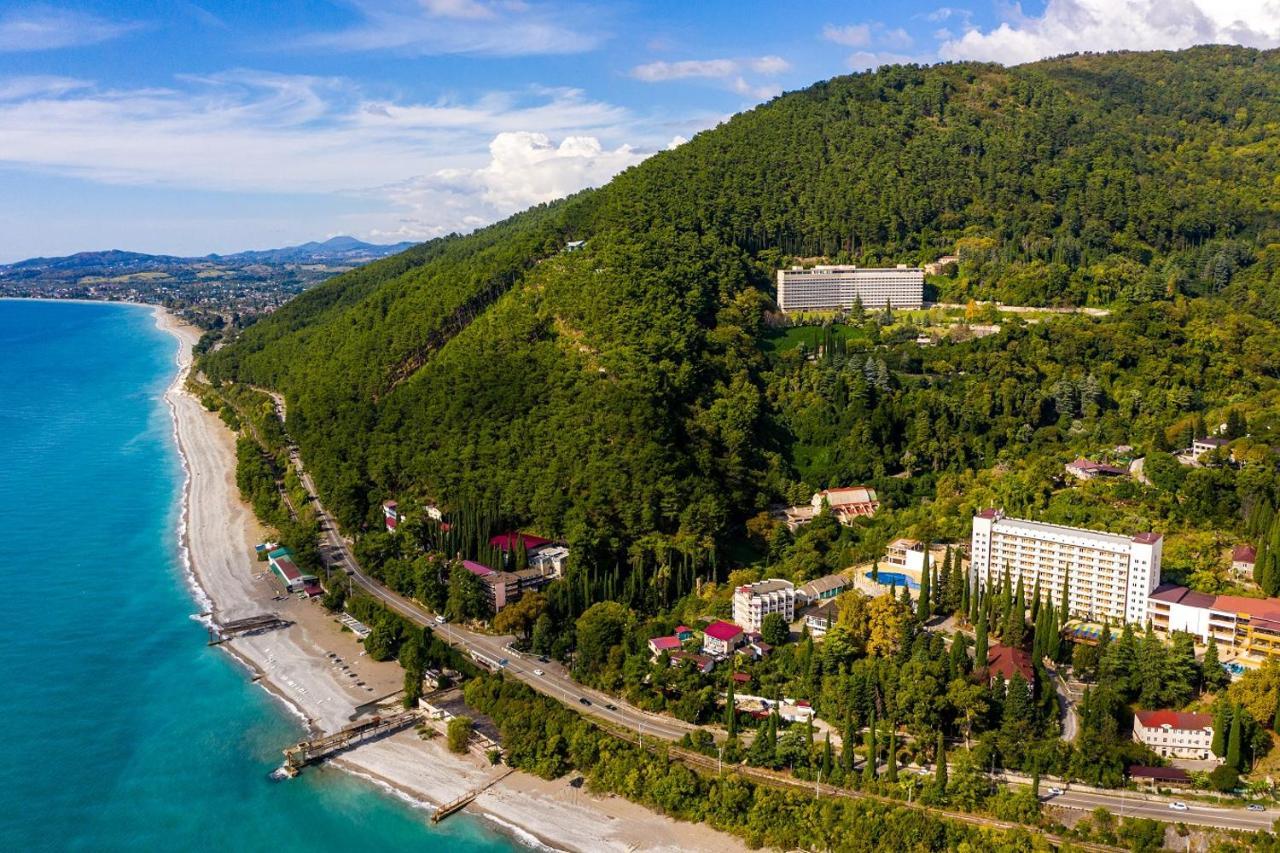 Calipso Sea Hotel Gagra Exteriör bild